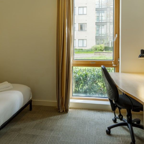 Roebuck halls bedroom (Custom)