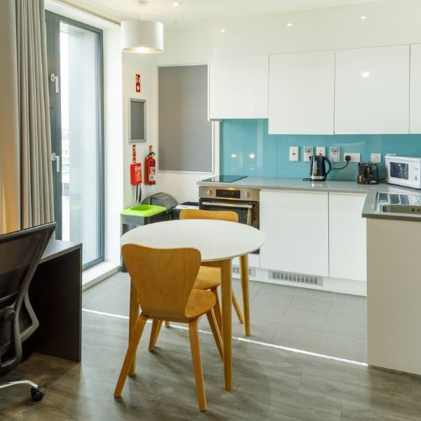 studio kitchen (Custom)